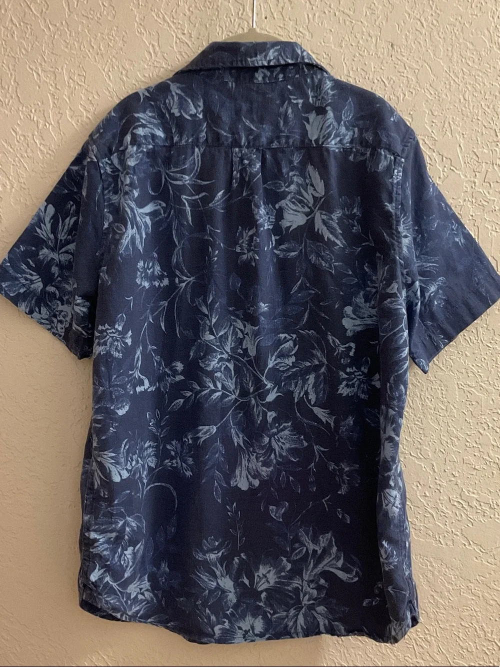 GAP Navy Floral Short-Sleeve Button-Down Shirt